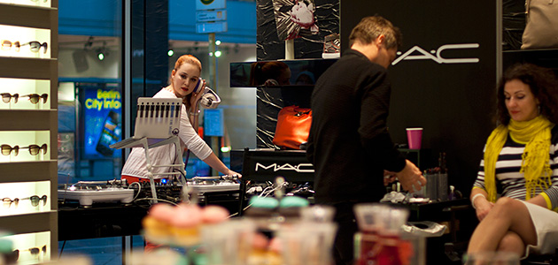 DJ Service in Berlin - Party DJ Service in Berlin - Party